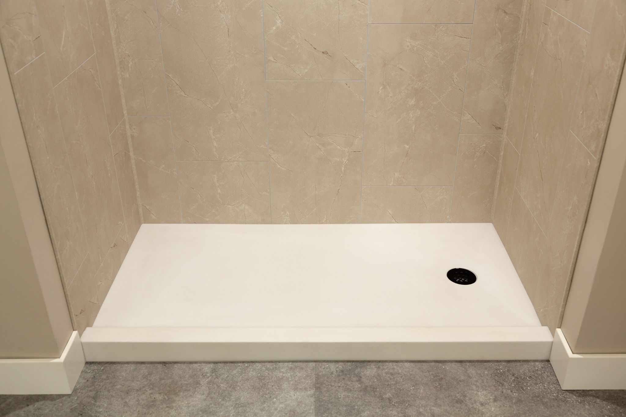 Vivid White 0 | Alita Tile